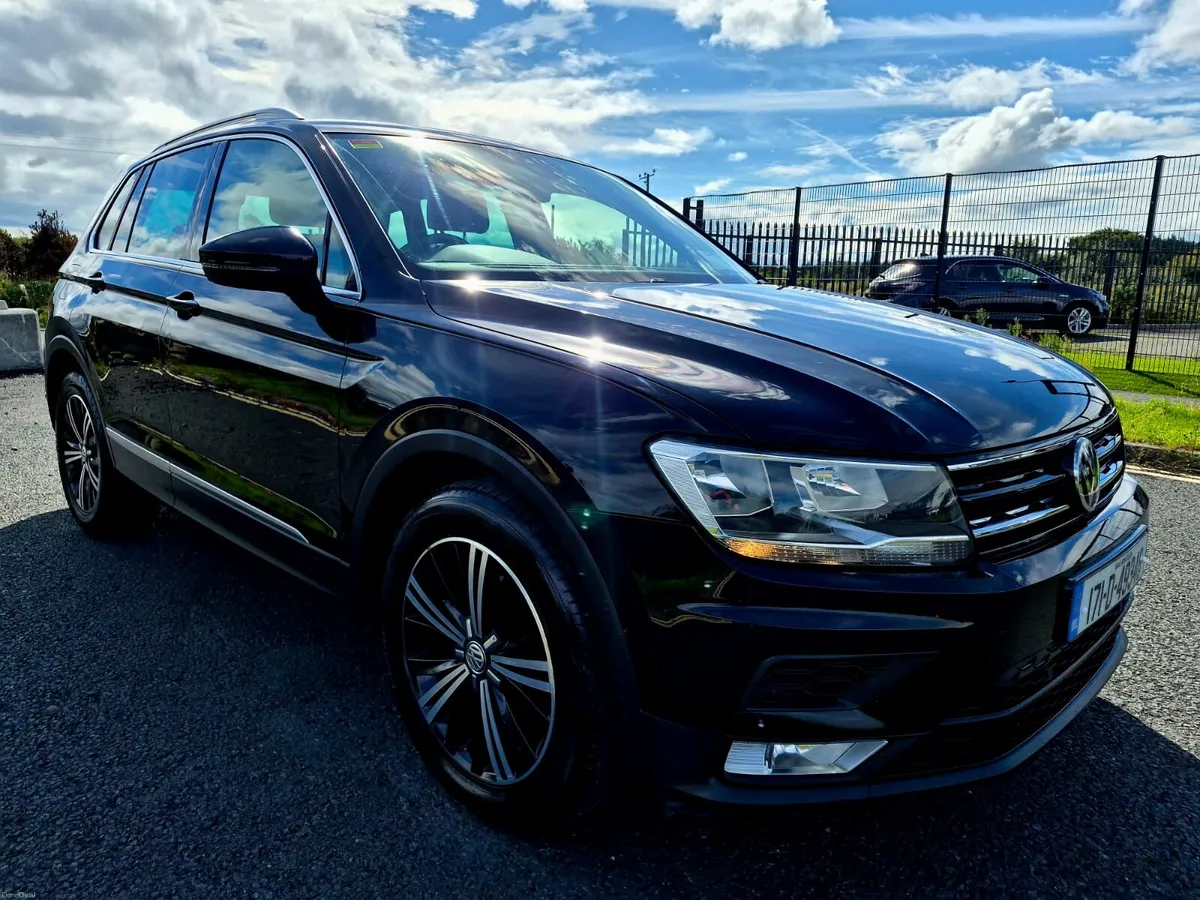 2017 VOLKSWAGEN TIGUAN HIGHLINE 2.0 TDI GLASS ROOF - Image 6