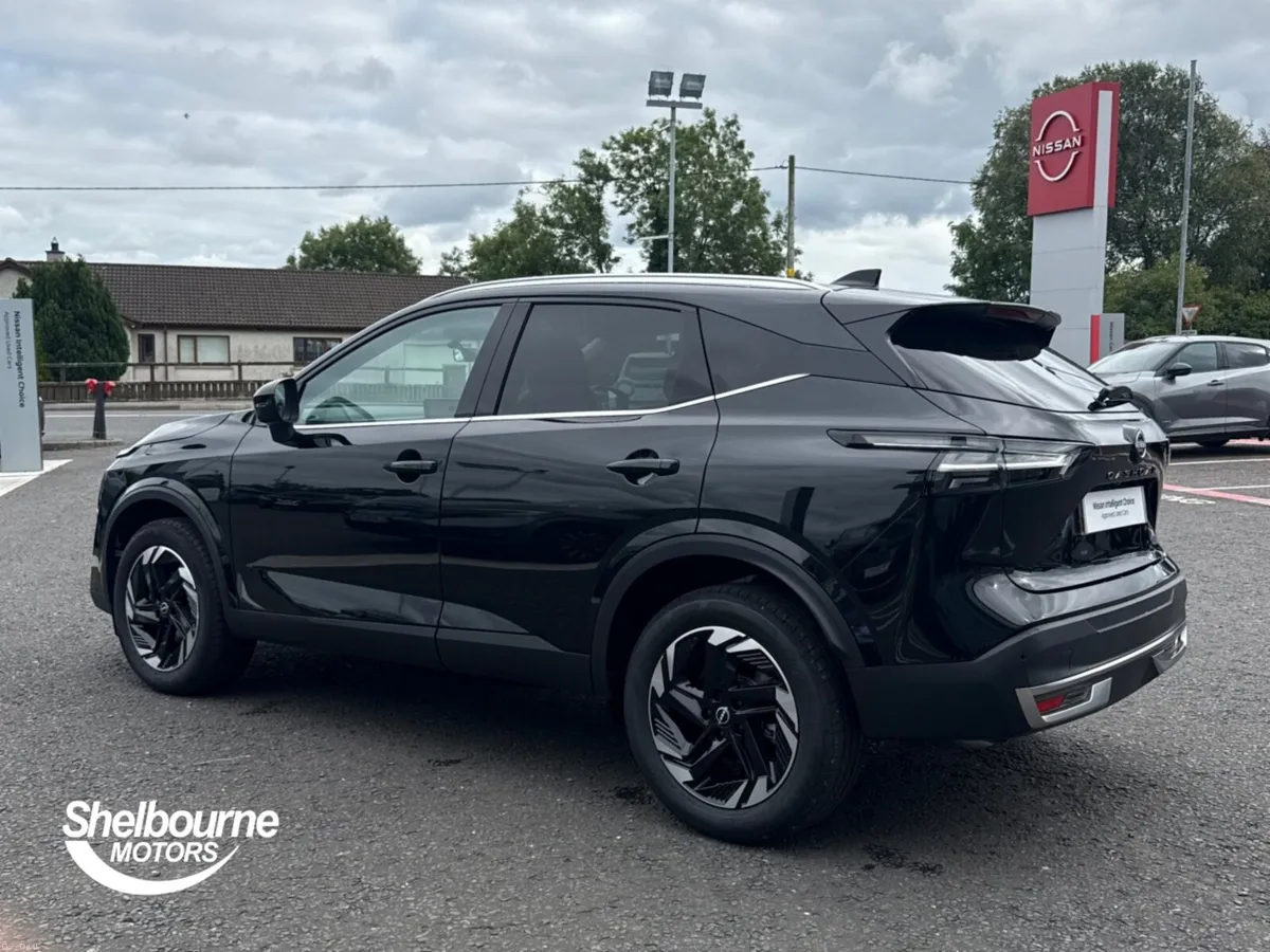 Nissan Qashqai 1.3 DiG-T MH 158 N-Connecta 5dr - Image 2