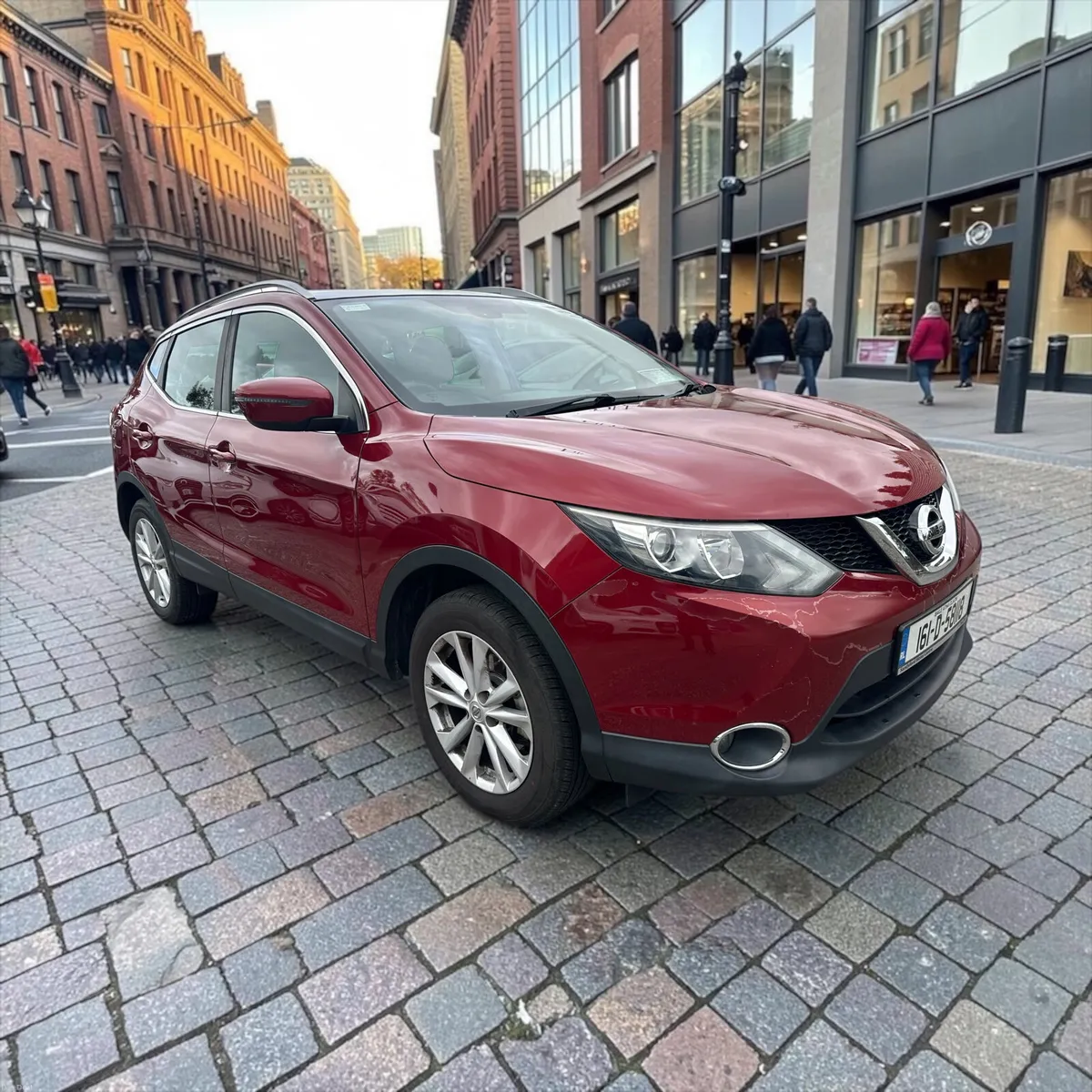 2016 Nissan Qashqai 1.2 Petrol in great condition - Image 3