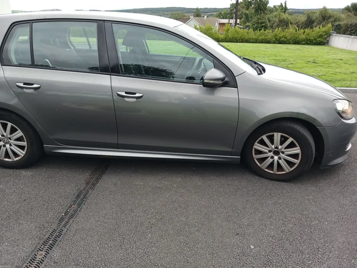 Volkswagen Golf 2012 - Image 5