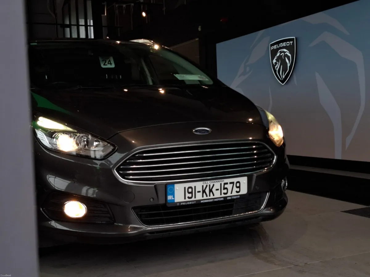 Ford S-Max TITANIUM 2.0 TD 150PS 6SPEED FWD 4 - Image 6