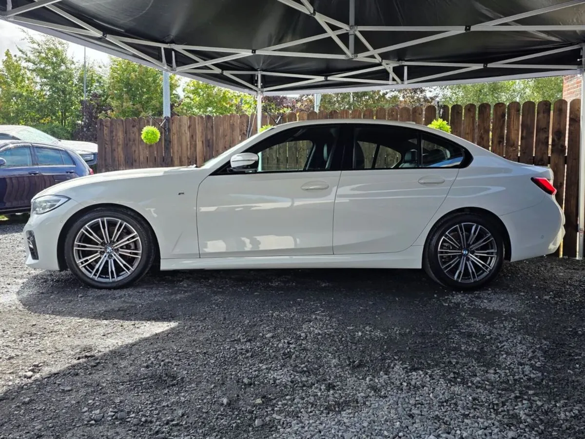 BMW 3-Series 320D MSPORT - XDRIVE - ONLY 38KMS!! - Image 4