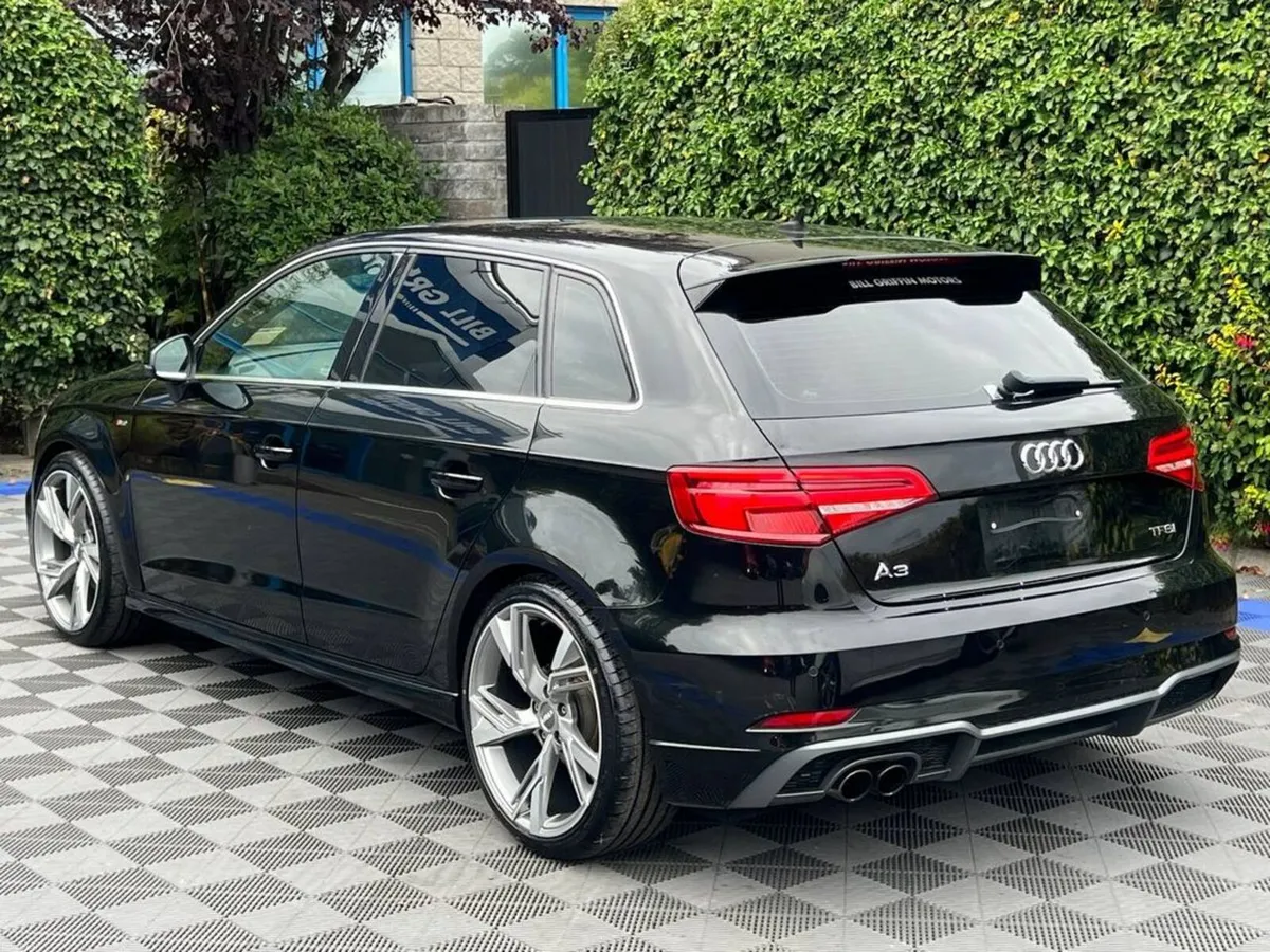 Audi A3 S-LINE 1.4 TFSI AUTO // NEW 19" S-LINE ALL - Image 5