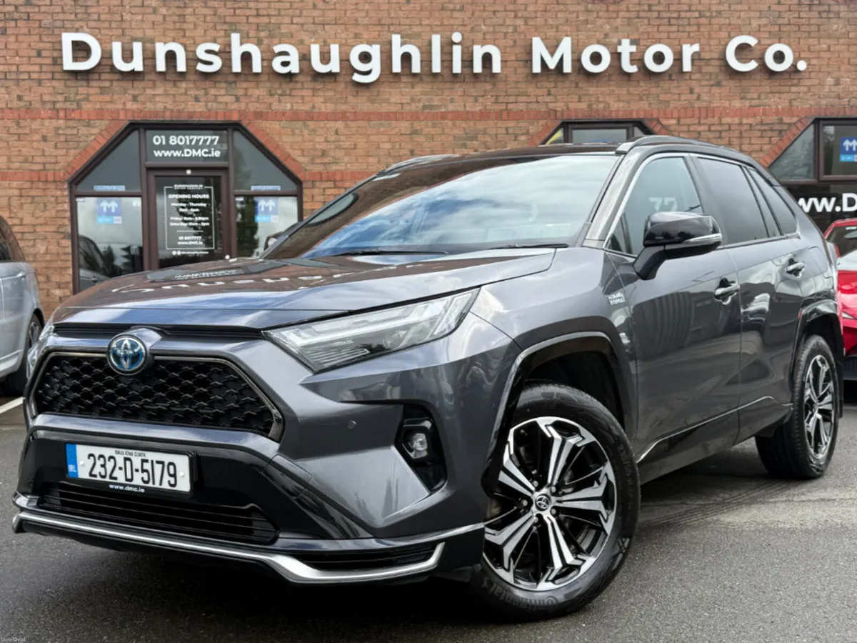 Toyota RAV4 PLUG-IN HYBRID SPORT *HIGH SPEC* - Image 1
