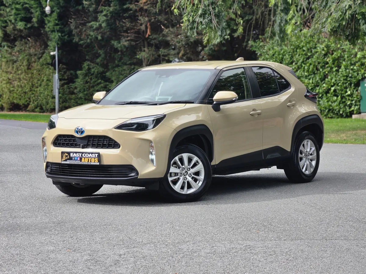 2021 Toyota Yaris Cross 1.5 Petrol Hybrid Auto - Image 3