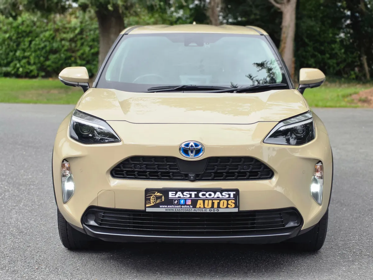 2021 Toyota Yaris Cross 1.5 Petrol Hybrid Auto - Image 4