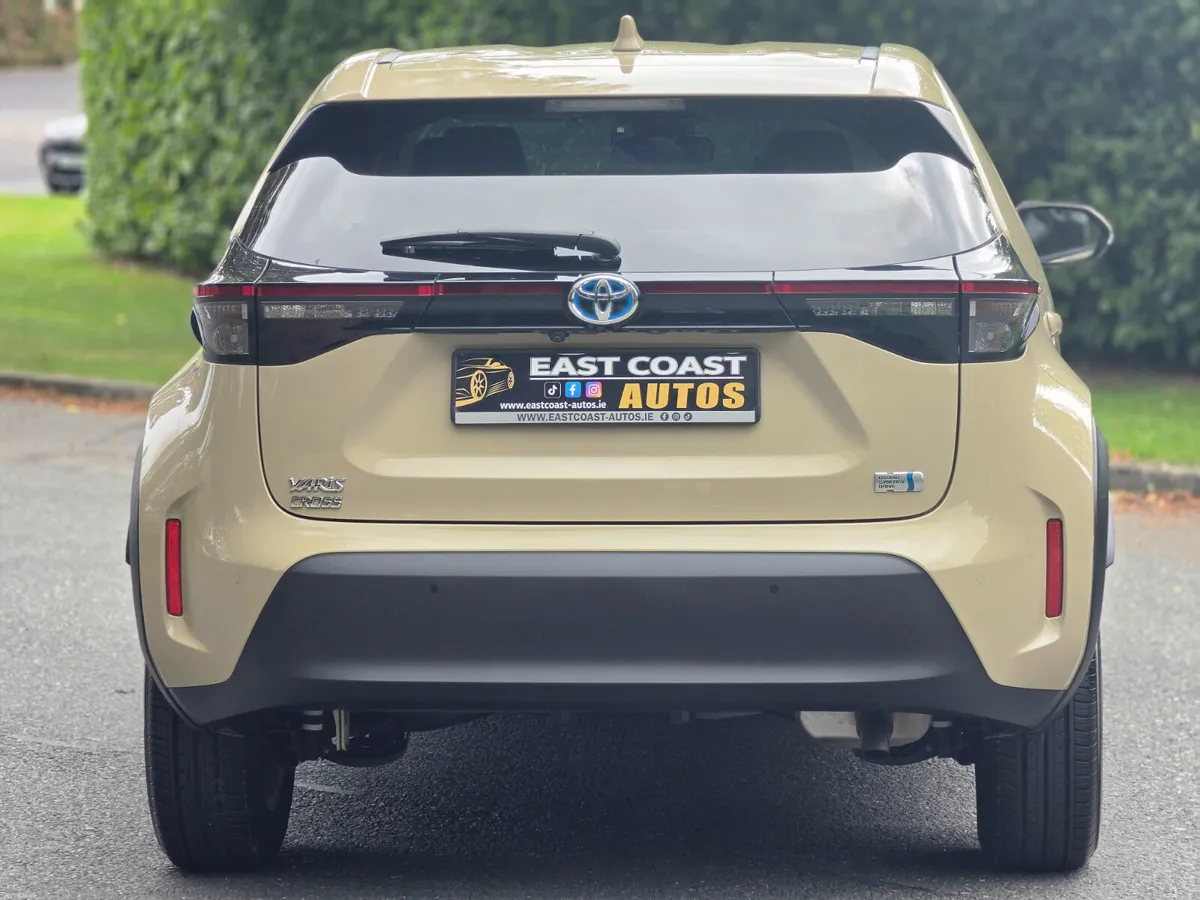 2021 Toyota Yaris Cross 1.5 Petrol Hybrid Auto - Image 5