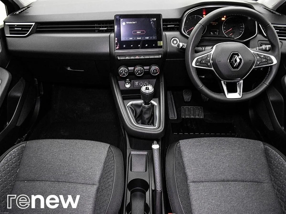 Renault Clio Iconic TCe 100 MY19 - Image 2