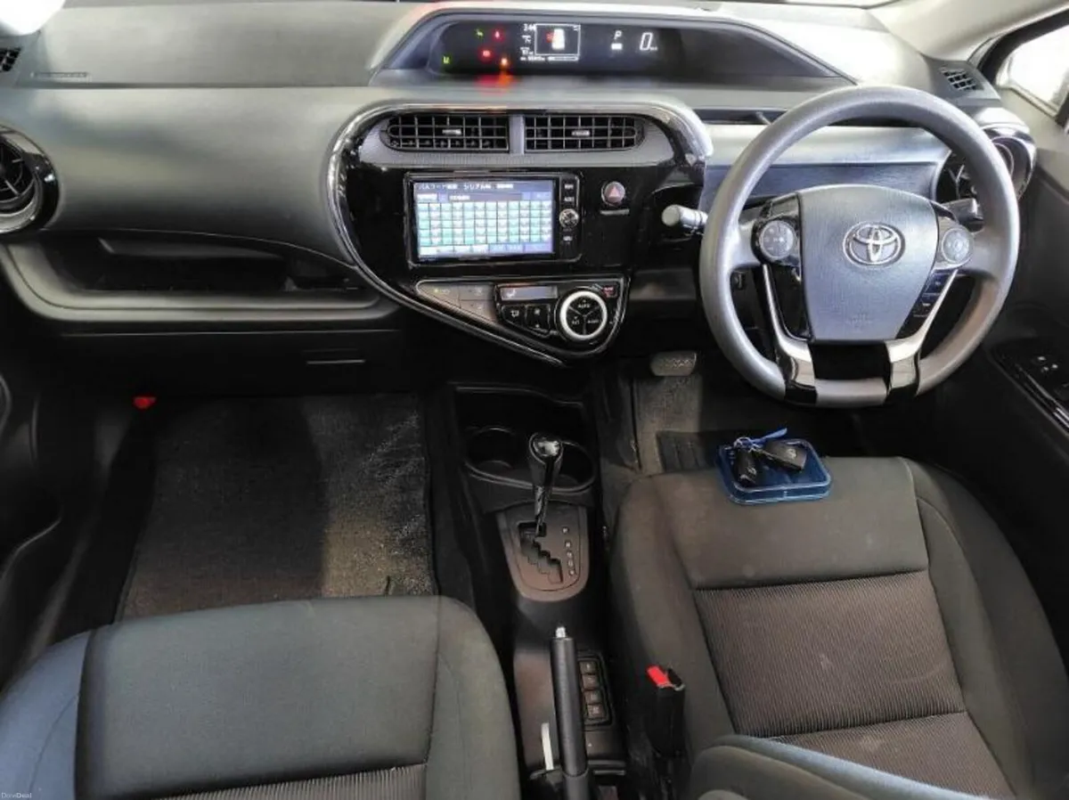 TOYOTA AQUA Automatic push start - Image 6