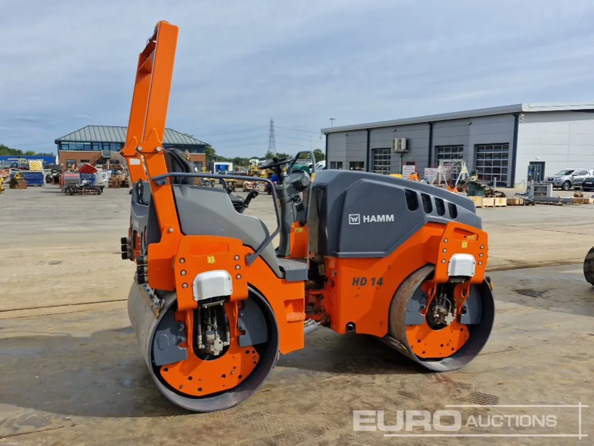 2018 Hamm HD14VV - Image 4