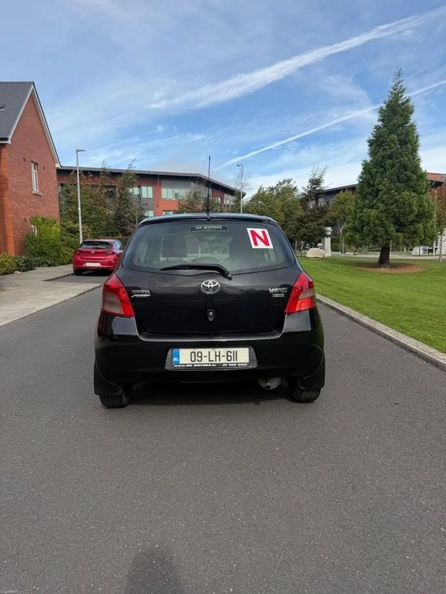 2009 Toyota Yaris - Image 5