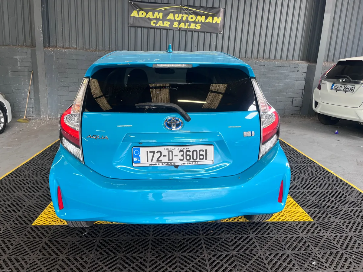 Toyota Aqua 2017 new shape - Image 6