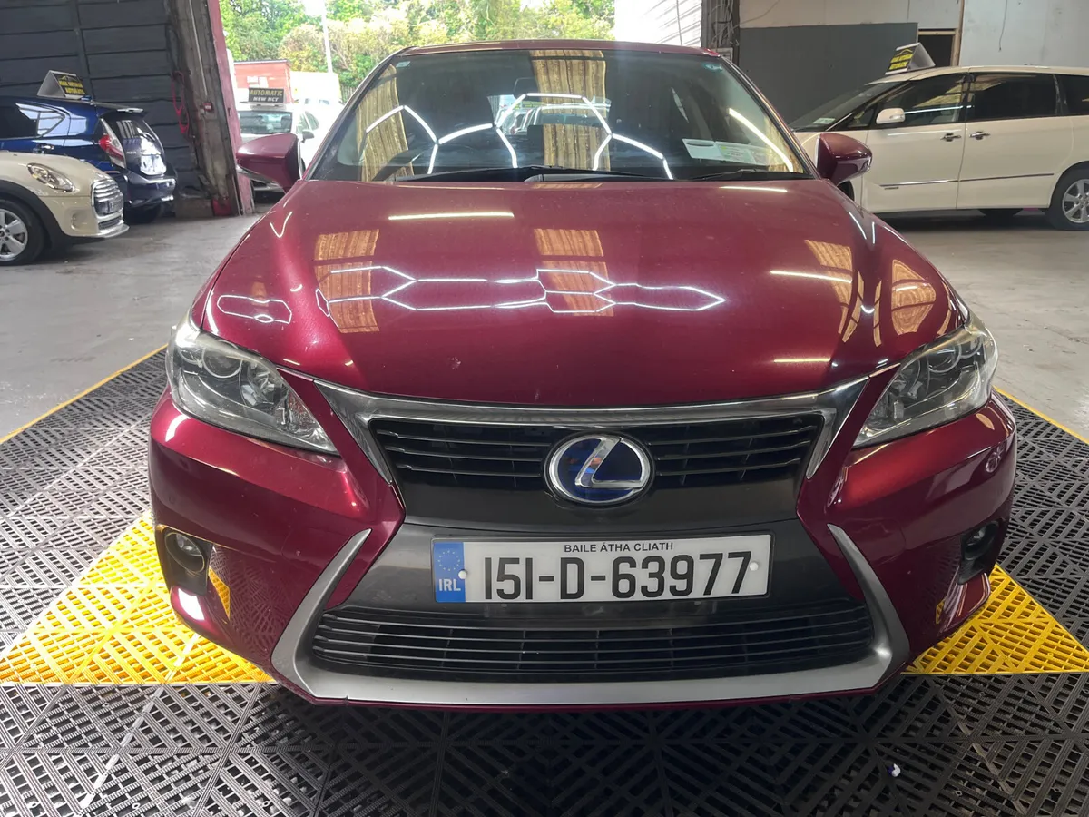 Lexus CT 2015 hybrid auto Leather - Image 3