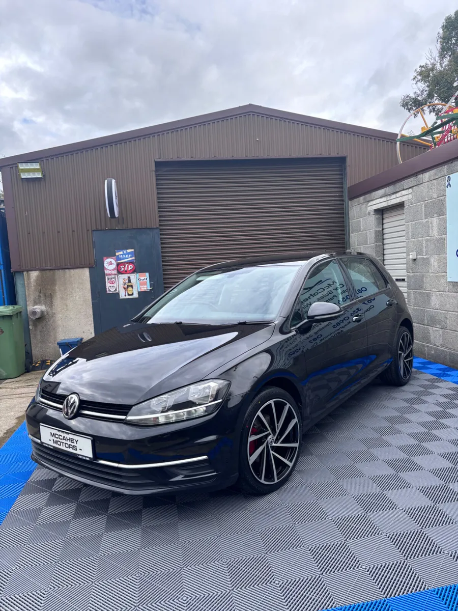 Volkswagen Golf 2018 - Image 2