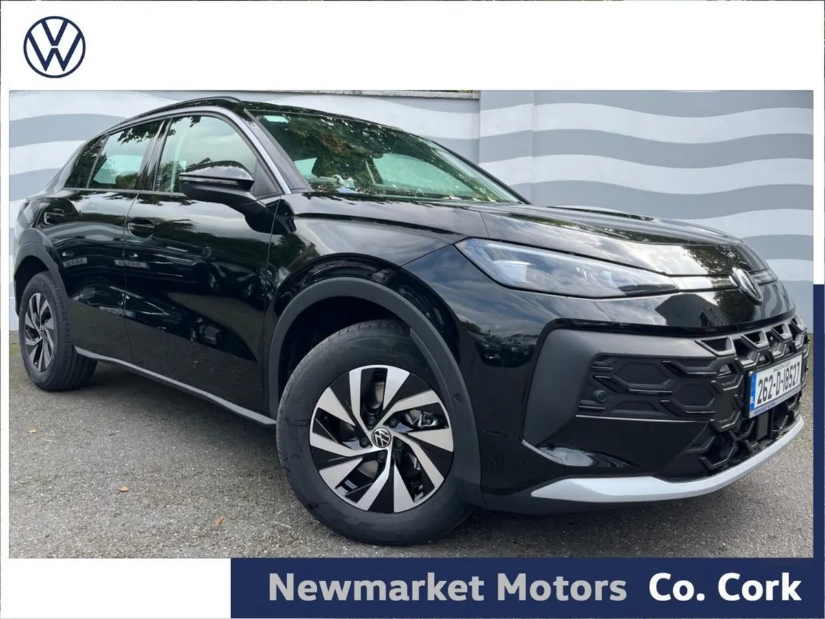 Volkswagen T-Roc LIFE PLUS 1.5TSI AUTOMATIC MHEV 1 - Image 1