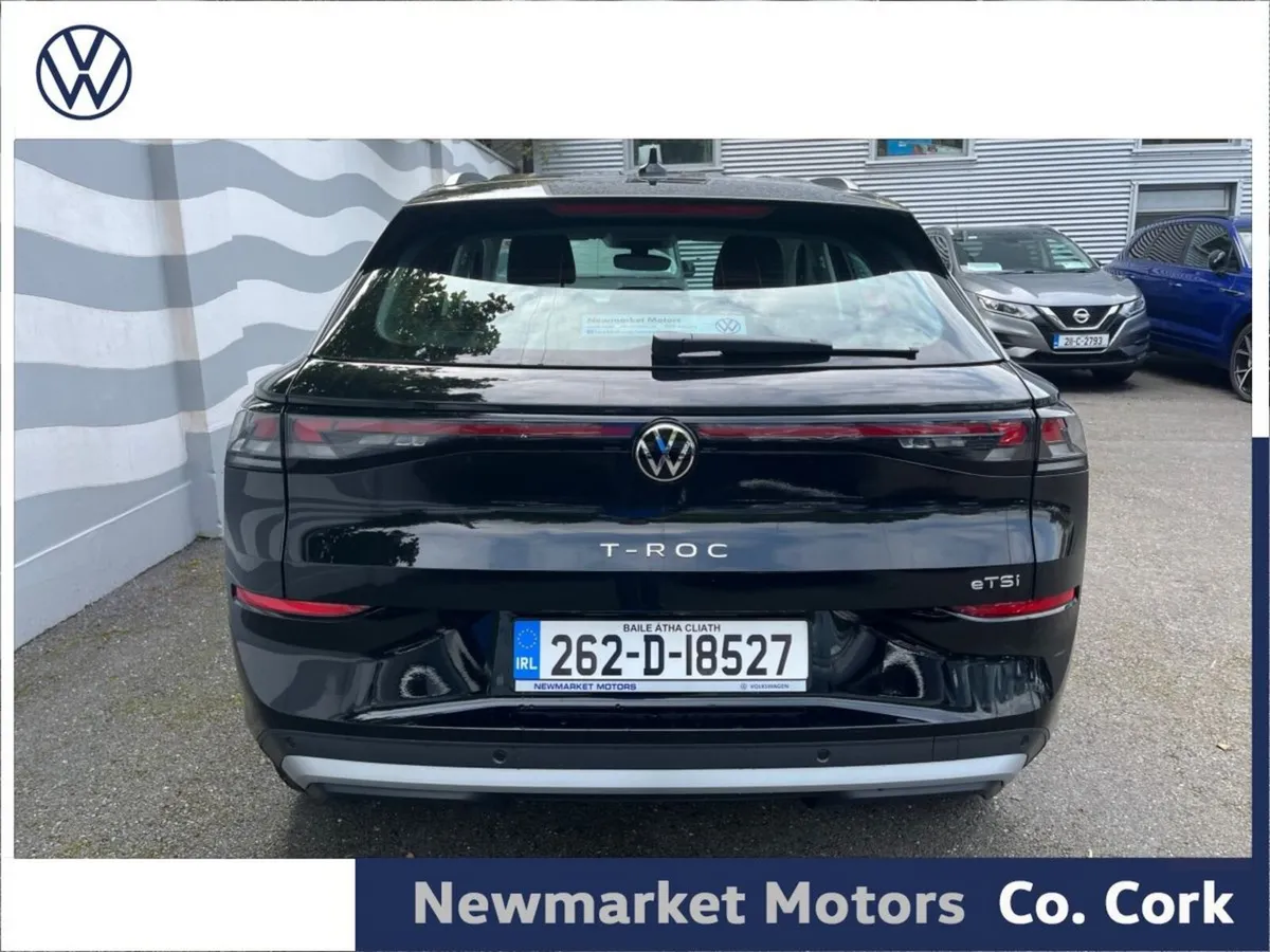 Volkswagen T-Roc LIFE PLUS 1.5TSI AUTOMATIC MHEV 1 - Image 6