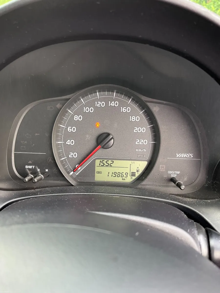 Toyota Yaris 2014 - Image 4