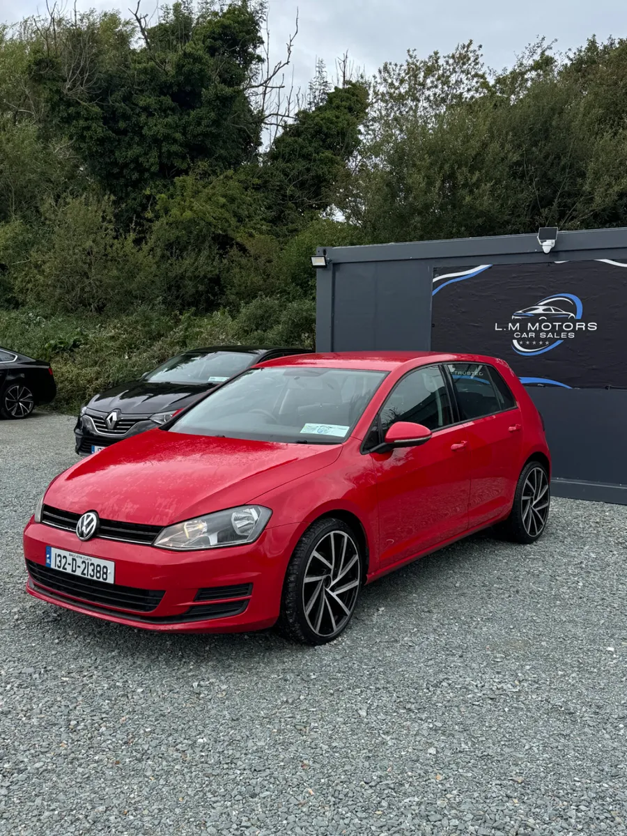 ✨Volkswagen Golf 2013 Very Low Mileage✨ - Image 5