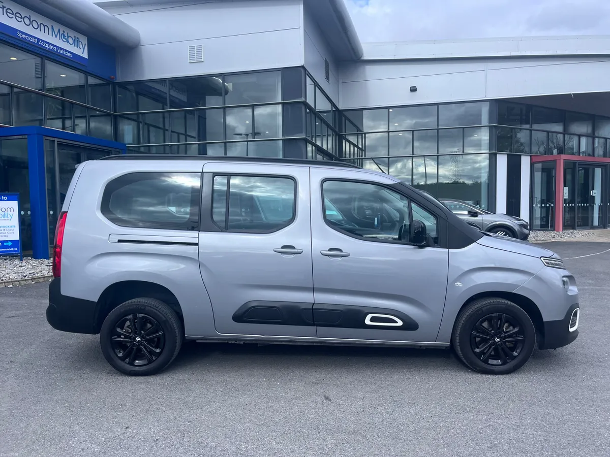 Citroen Berlingo 2024 Wheelchair Taxi - Image 6