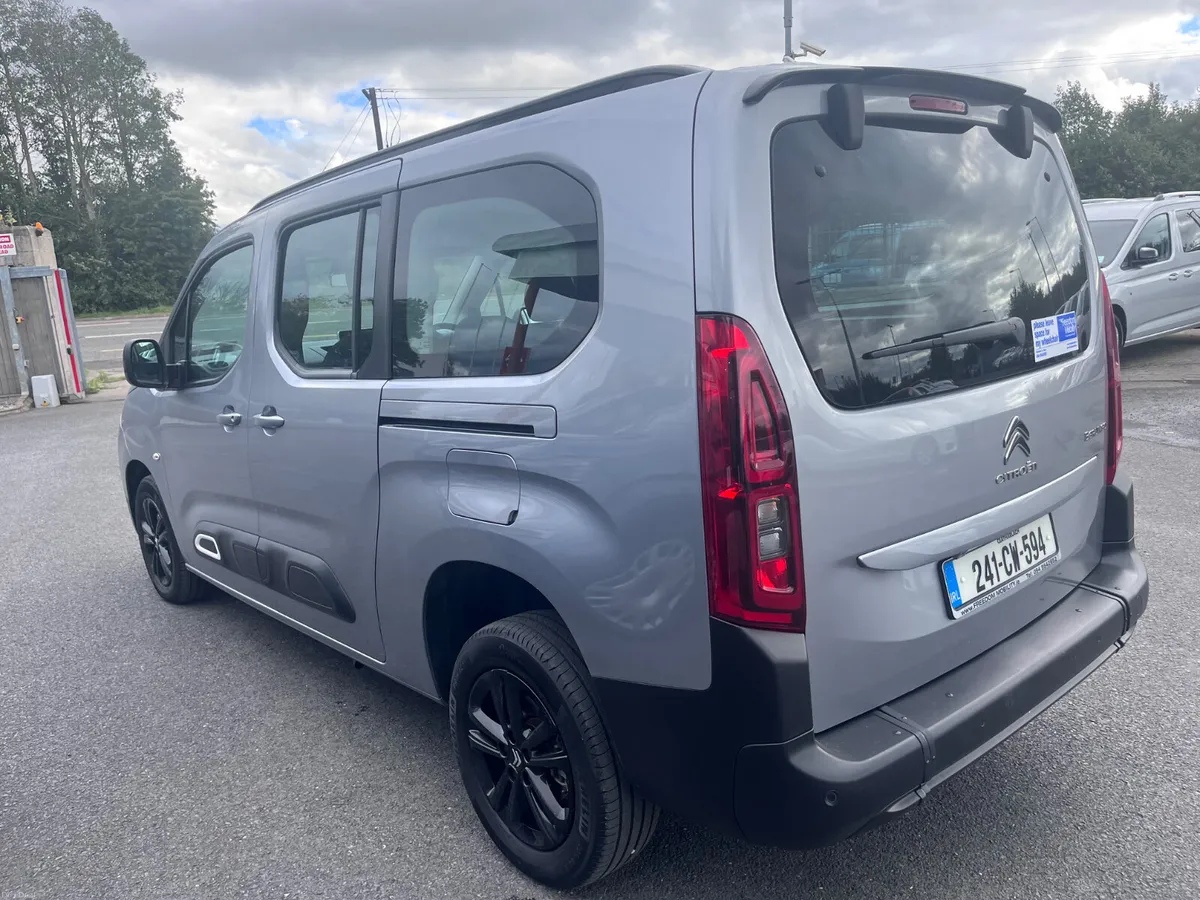 Citroen Berlingo 2024 Wheelchair Taxi - Image 4