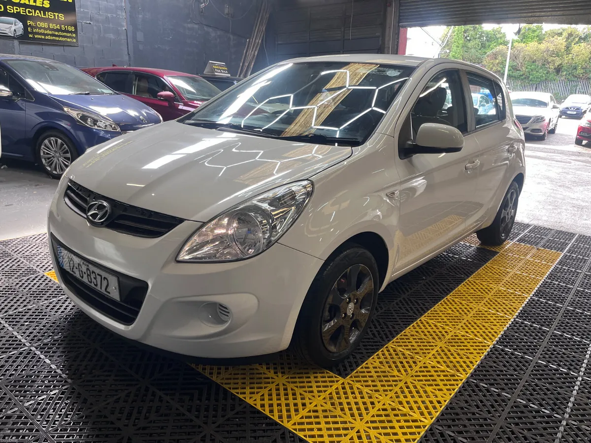 Hyundai i20 2012 low mileage - Image 2