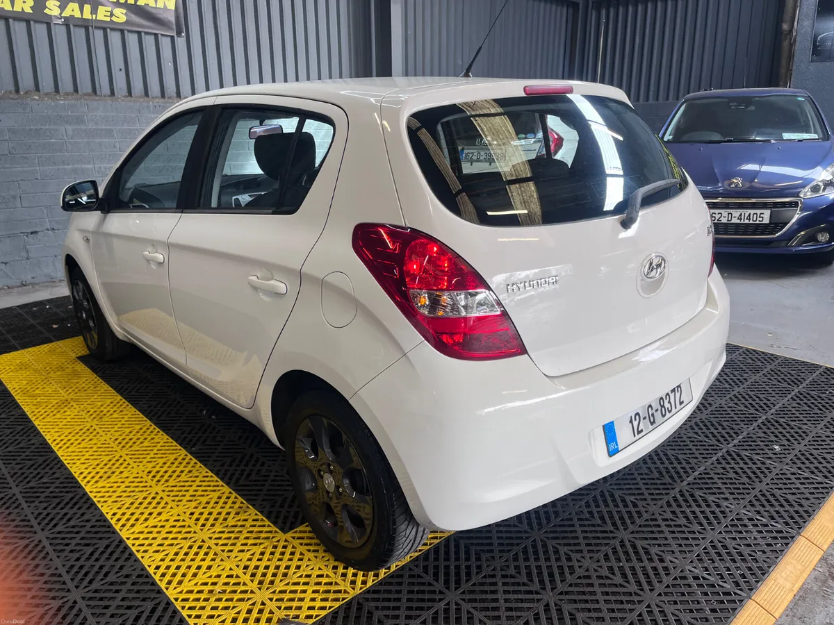 Hyundai i20 2012 low mileage - Image 4