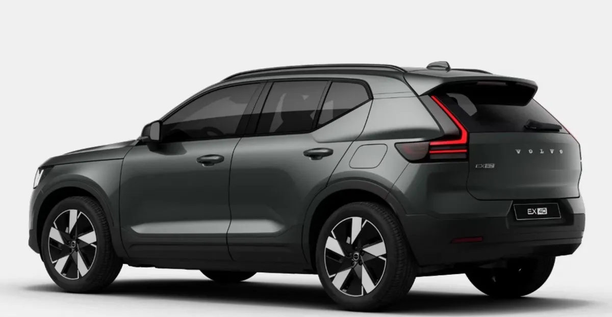 Volvo EX40 PLUS PRO LONG RANGE *NEW MODEL* € PER W - Image 5