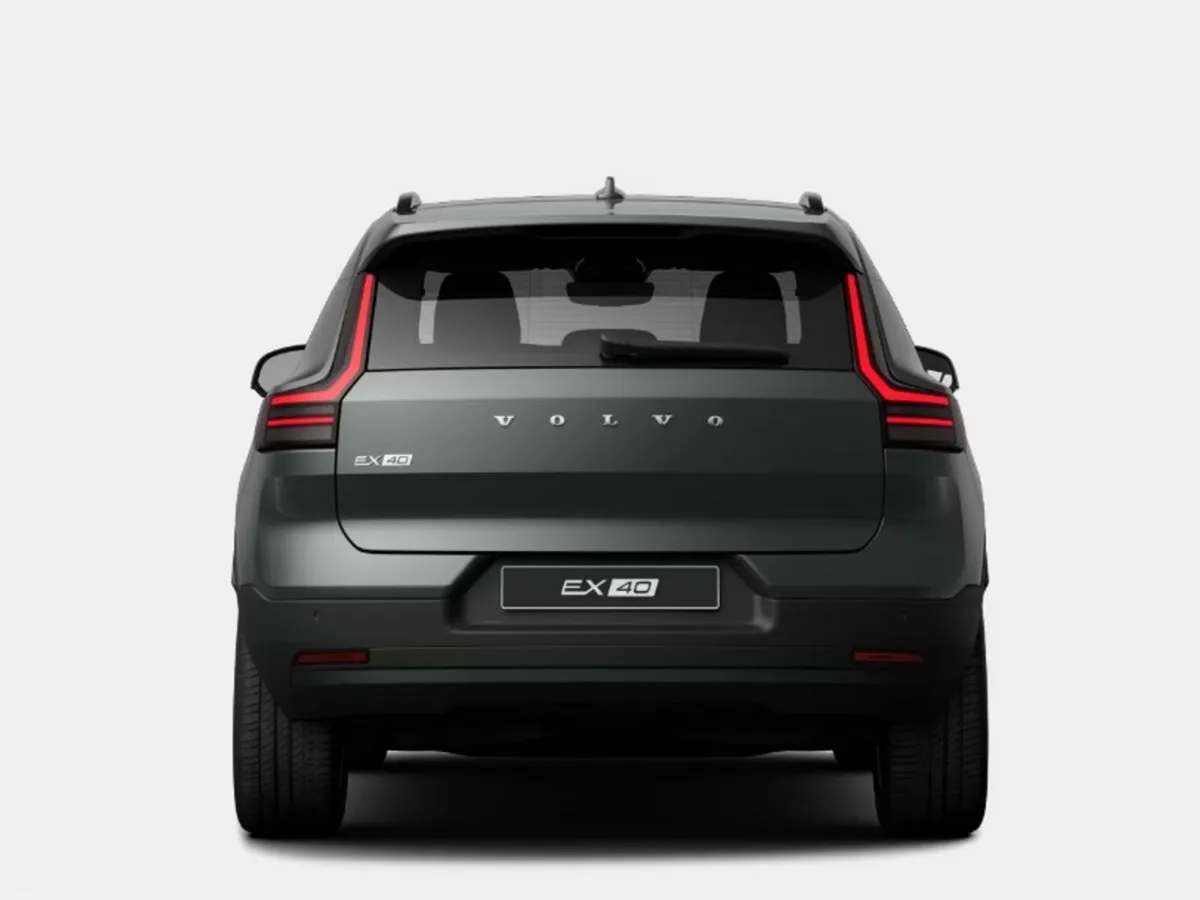 Volvo EX40 PLUS PRO LONG RANGE *NEW MODEL* € PER W - Image 4