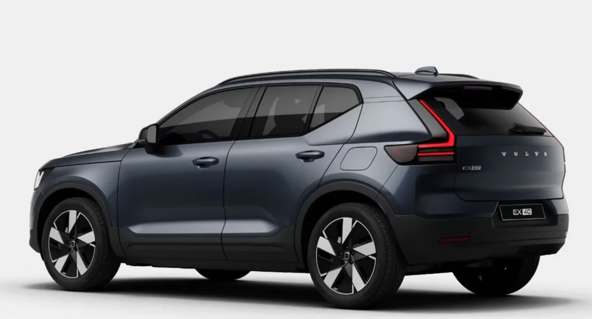 Volvo EX40 PLUS PRO *NEW MODEL* € PER WEEK ON PCP - Image 5