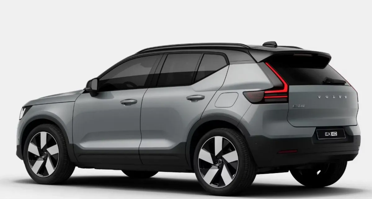 Volvo EX40 ULTRA PRO *NEW MODEL* € PER WEEK ON PCP - Image 4