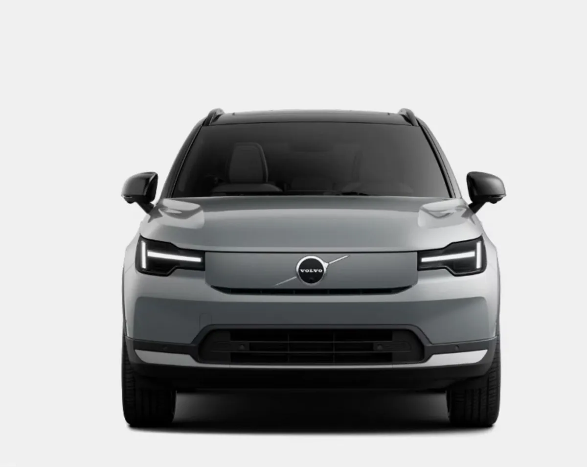 Volvo EX40 ULTRA PRO *NEW MODEL* € PER WEEK ON PCP - Image 2