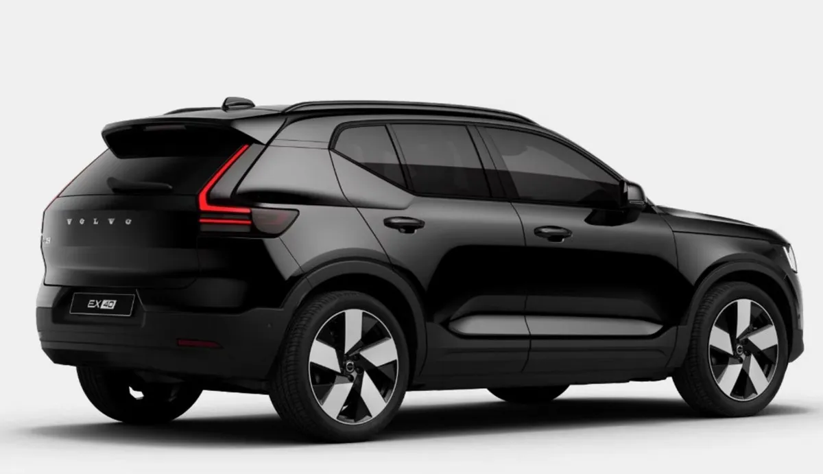 Volvo EX40 ULTRA PRO LONG RANGE *NEW MODEL* € PER - Image 4