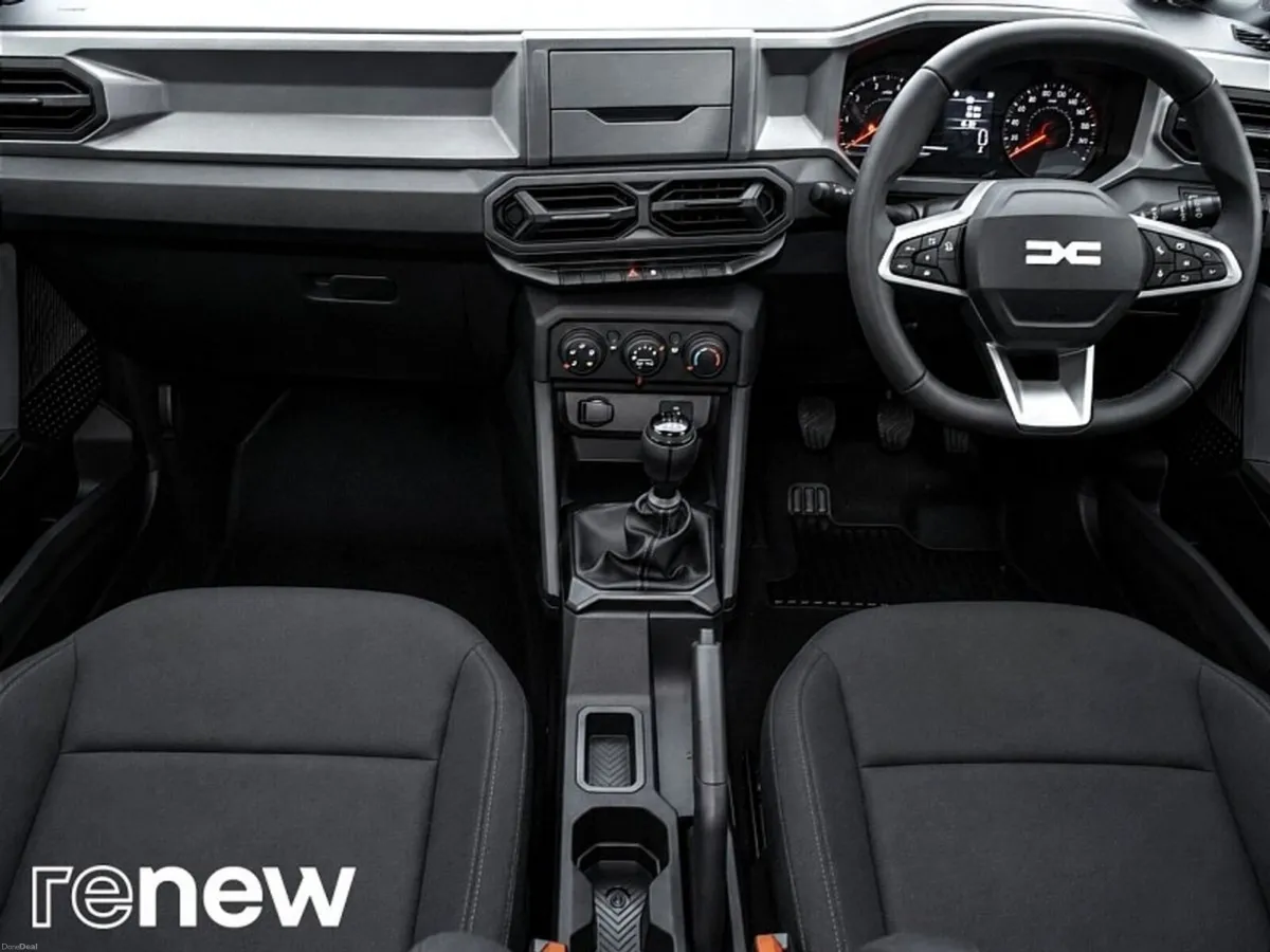 Dacia Duster Essential TCe 100 Eco-G LPG - Image 2