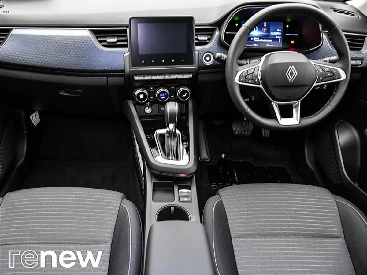 Renault Arkana Evolution E-TECH Hybrid 145 Demo - Image 2
