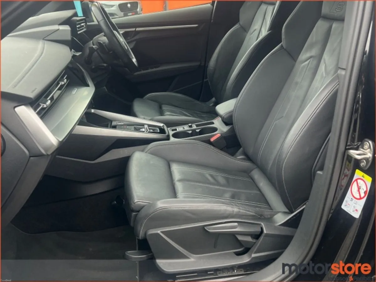 Audi A3 40 TFSI e 204HP S Tronic S Line - Image 3