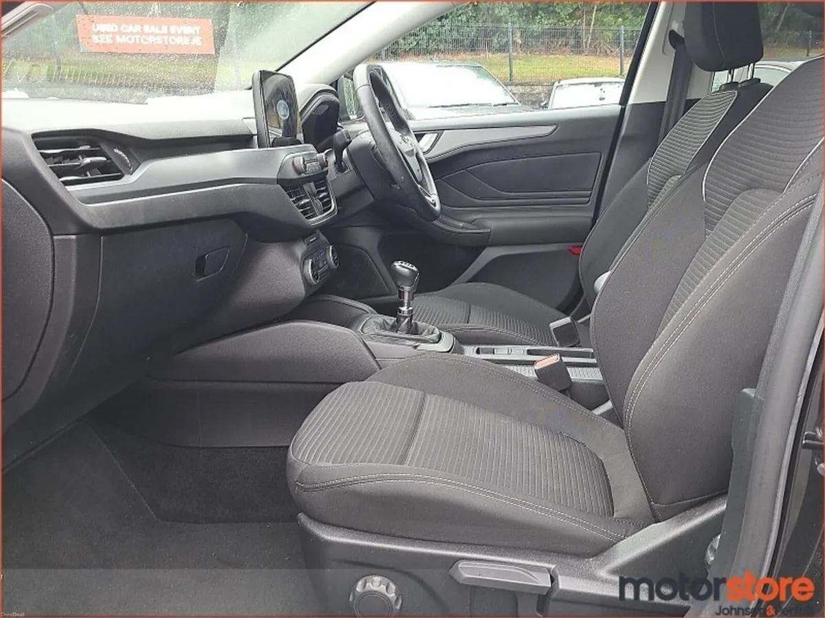 Ford Focus 1.0L EcoBoost 125PS Titanium - Image 3