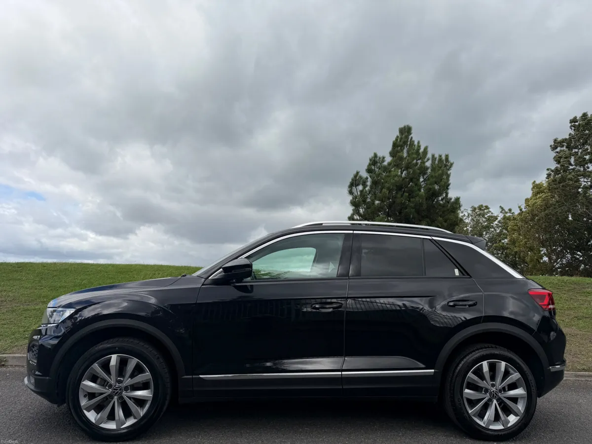2021 Volkswagen T-Roc 1.5 TSI Style Design - Image 4