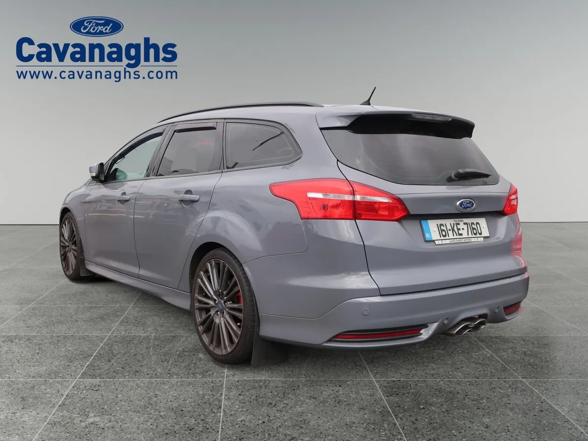 2016 FORD FOCUS 2.0TDCi ST-3 180PS ESTATE - Image 2