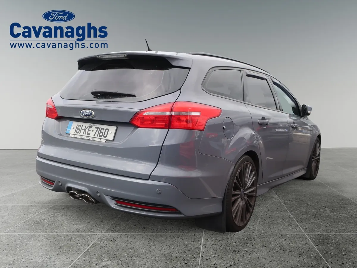 2016 FORD FOCUS 2.0TDCi ST-3 180PS ESTATE - Image 4