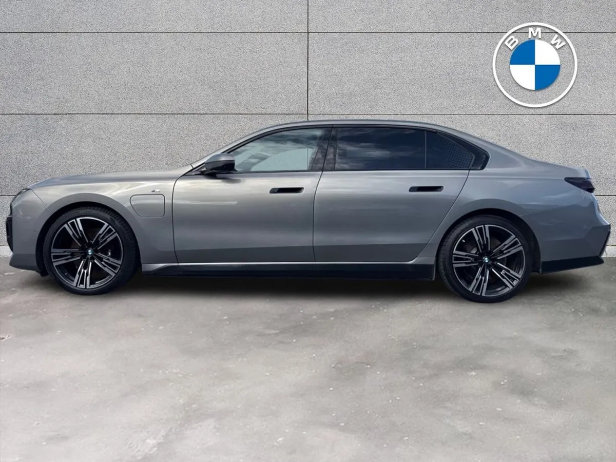 BMW 7-Series 750e xDrive M Sport - Image 3