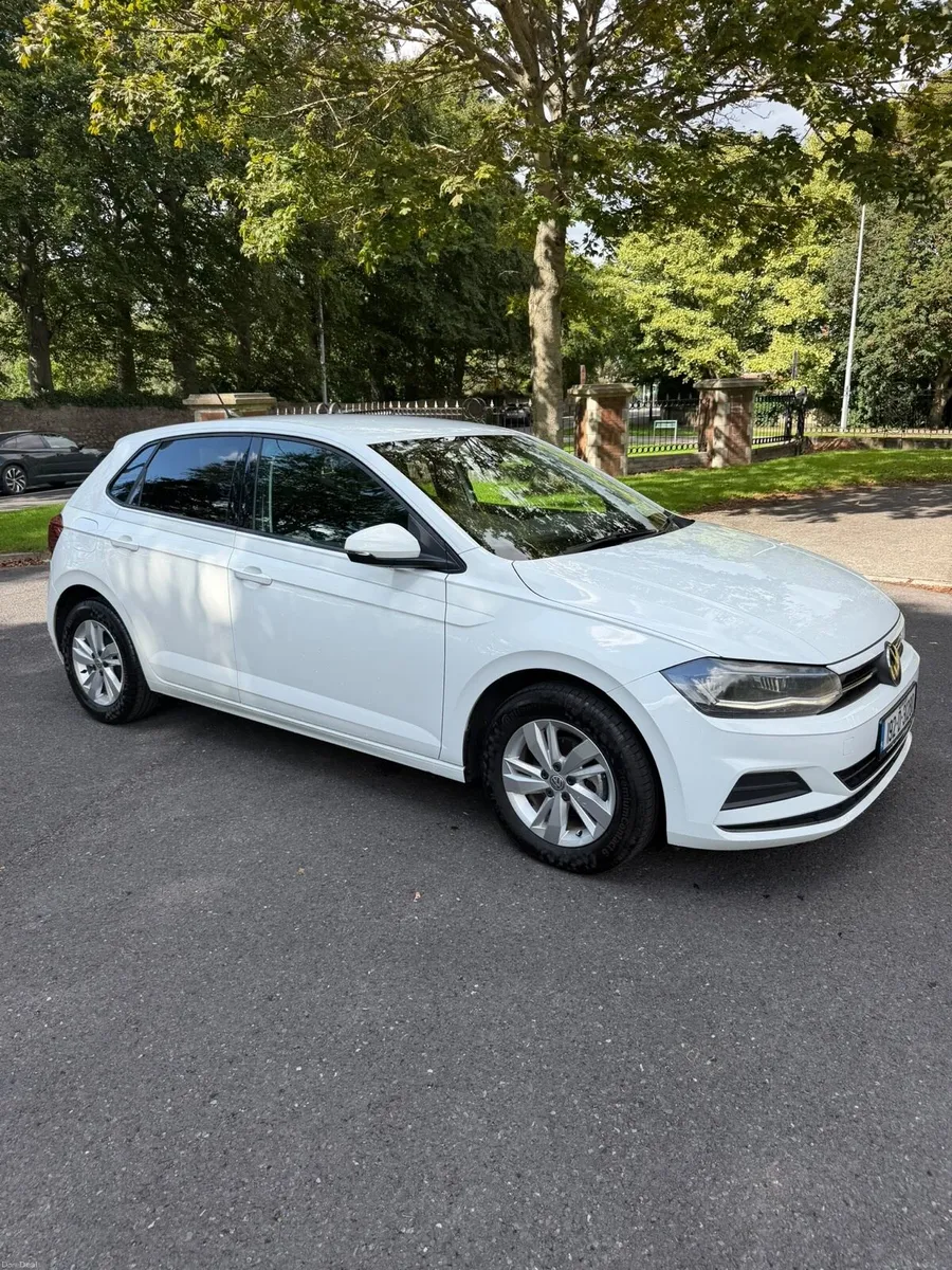 Volkswagen Polo 1.0 Automatic - Image 1