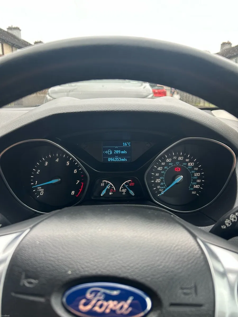 Ford Focus EcoBoost Zetec 125HP 1.0 Litre 2014 - Image 5