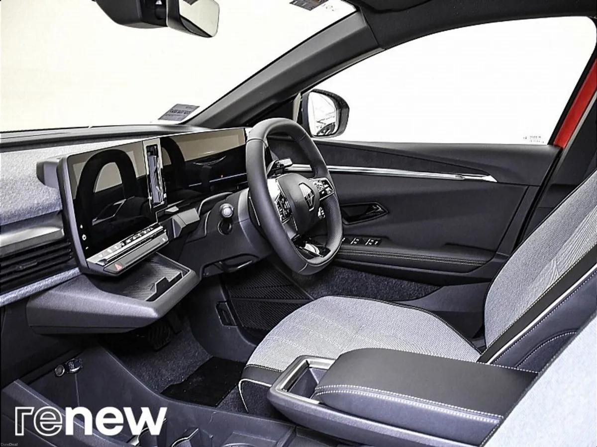 Renault Megane E-Tech EV60 220hp Techno - Image 5