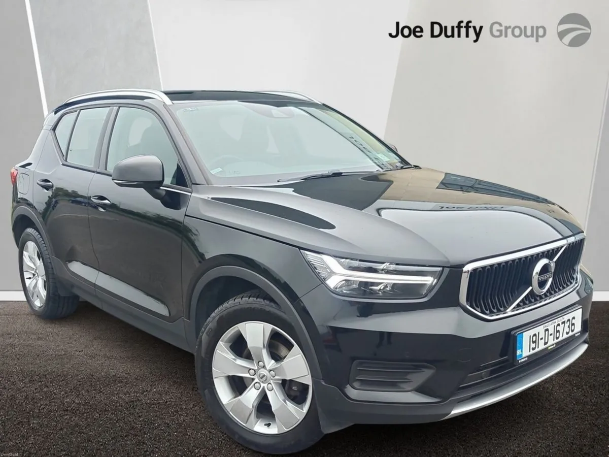 Volvo XC40 T3 *Harmon Kardon Audio* - Image 1