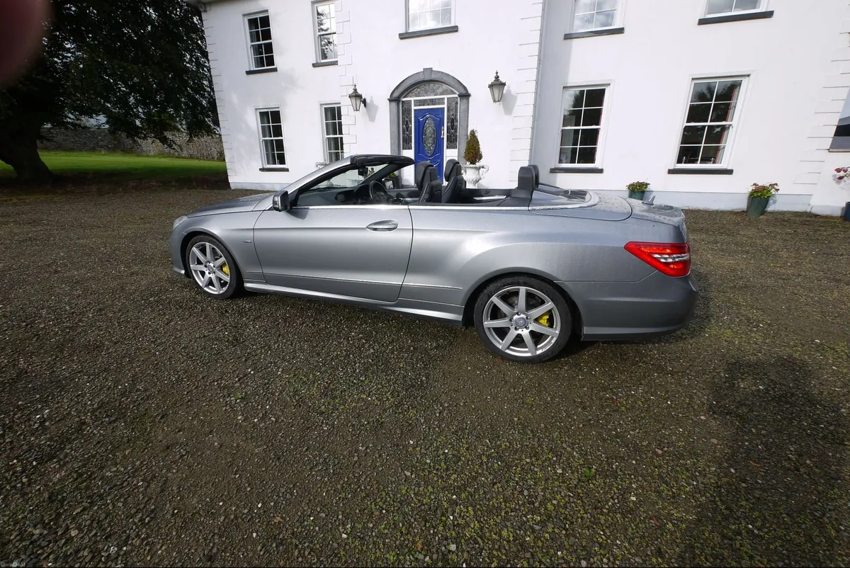 Mercedes-Benz E-Class 2011 - Image 3
