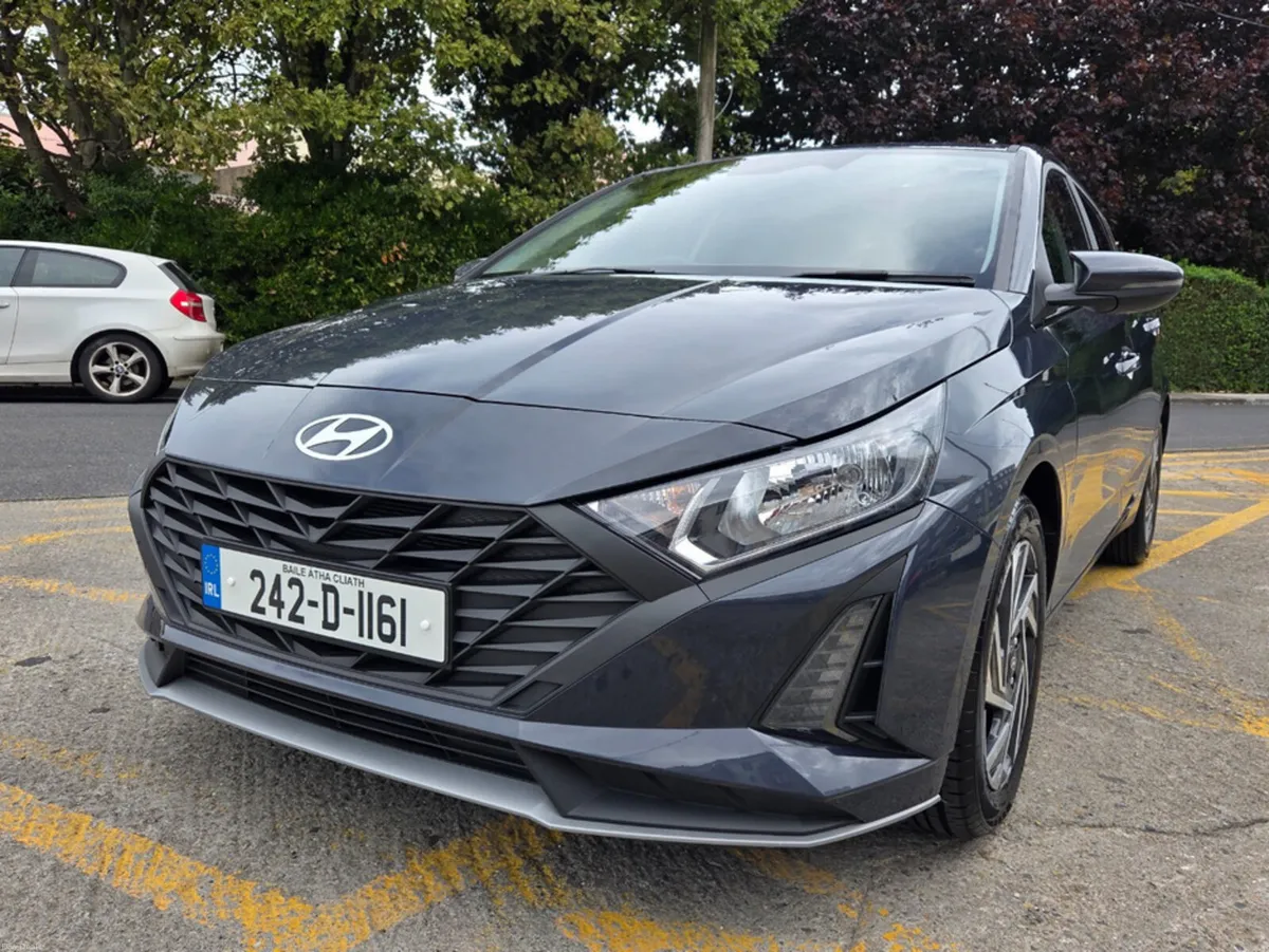 Hyundai i20 DELUXE PLUS 5DR - Image 3