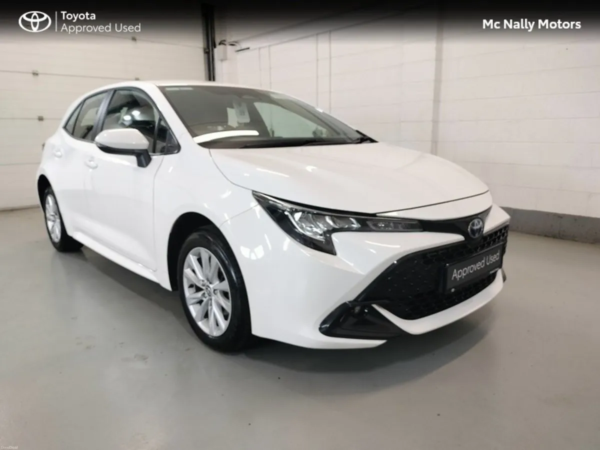 Toyota Corolla 232 HYBRID LUNA H/B - Image 1