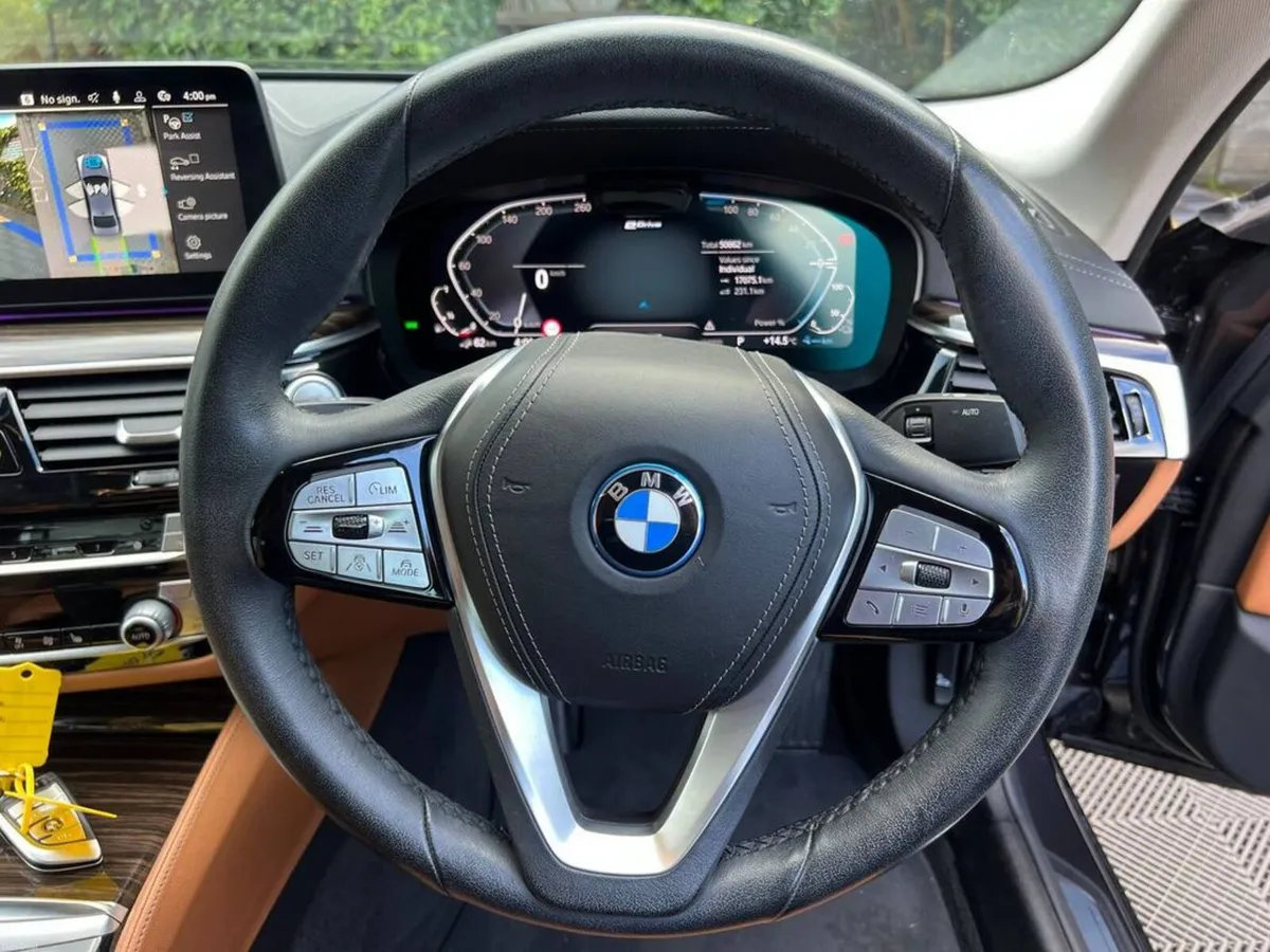 BMW 5-Series 530e LUXURY LINE 2.0 HYBRID // HERADS - Image 4