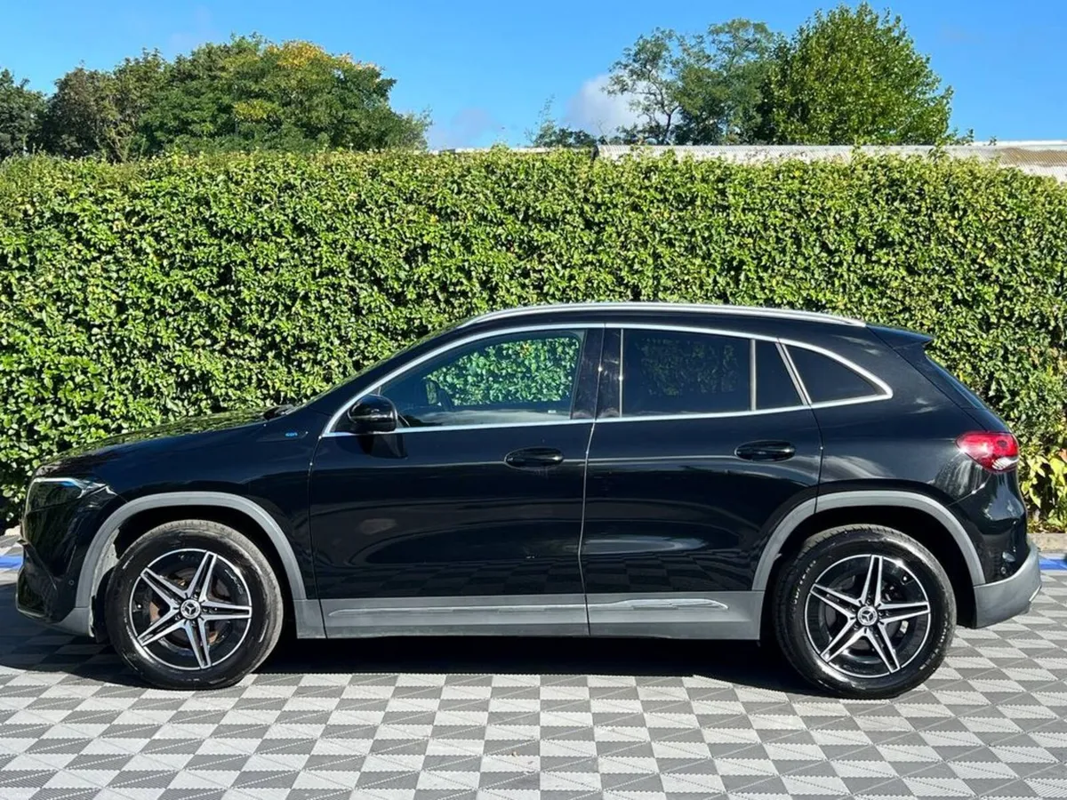 Mercedes-Benz EQA EQA250 AMG-LINE 66.5KWh // APPLE - Image 3