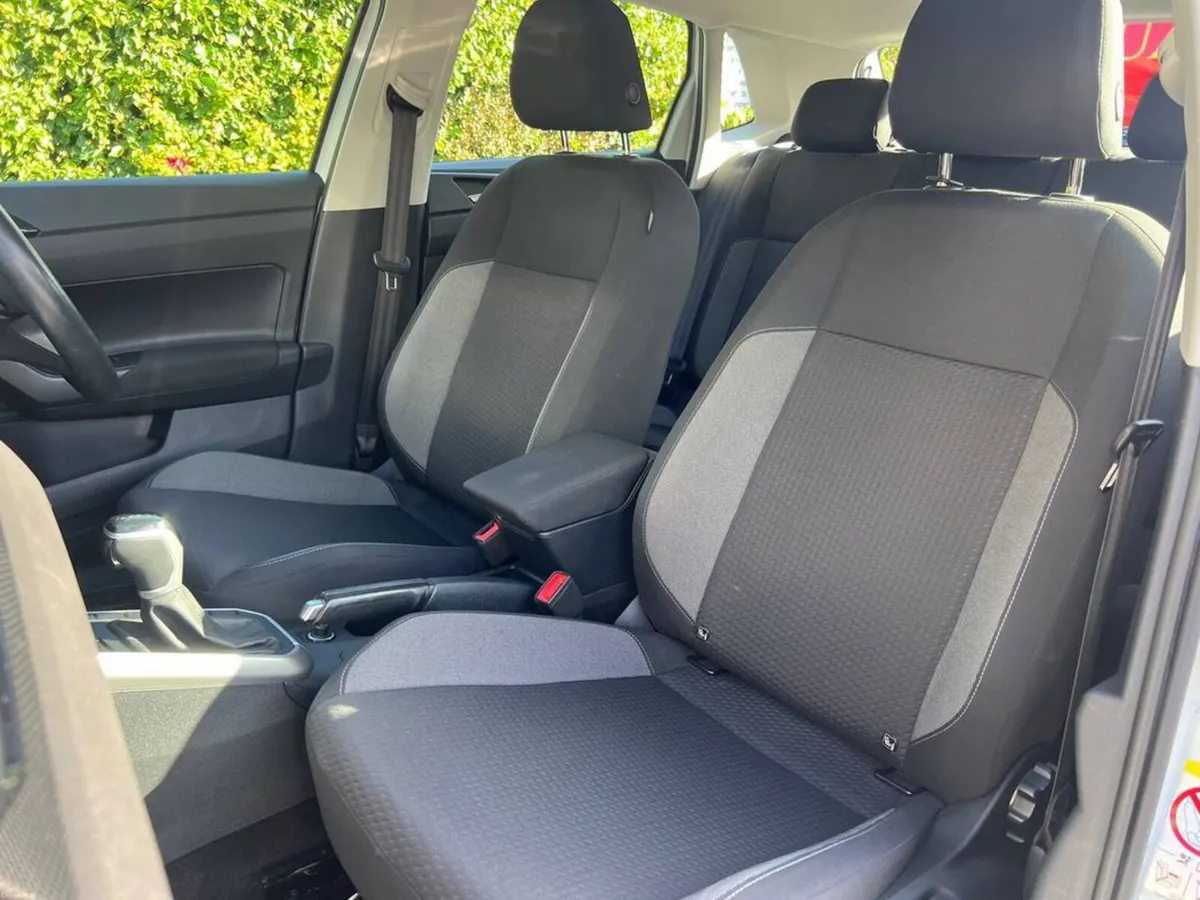 Volkswagen Polo LIFE 1.0 TSI AUTO // APPLE CARPLAY - Image 6